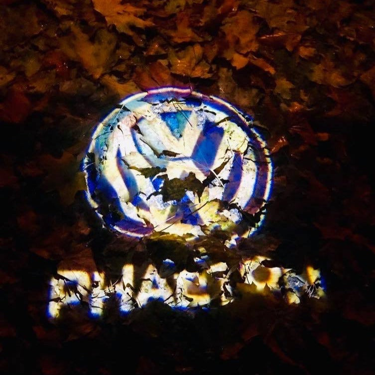 Volkswagen Door allume le logo PHAETON n° 76 (quantité 1 = 2 Logo Films /2 par lumières)
