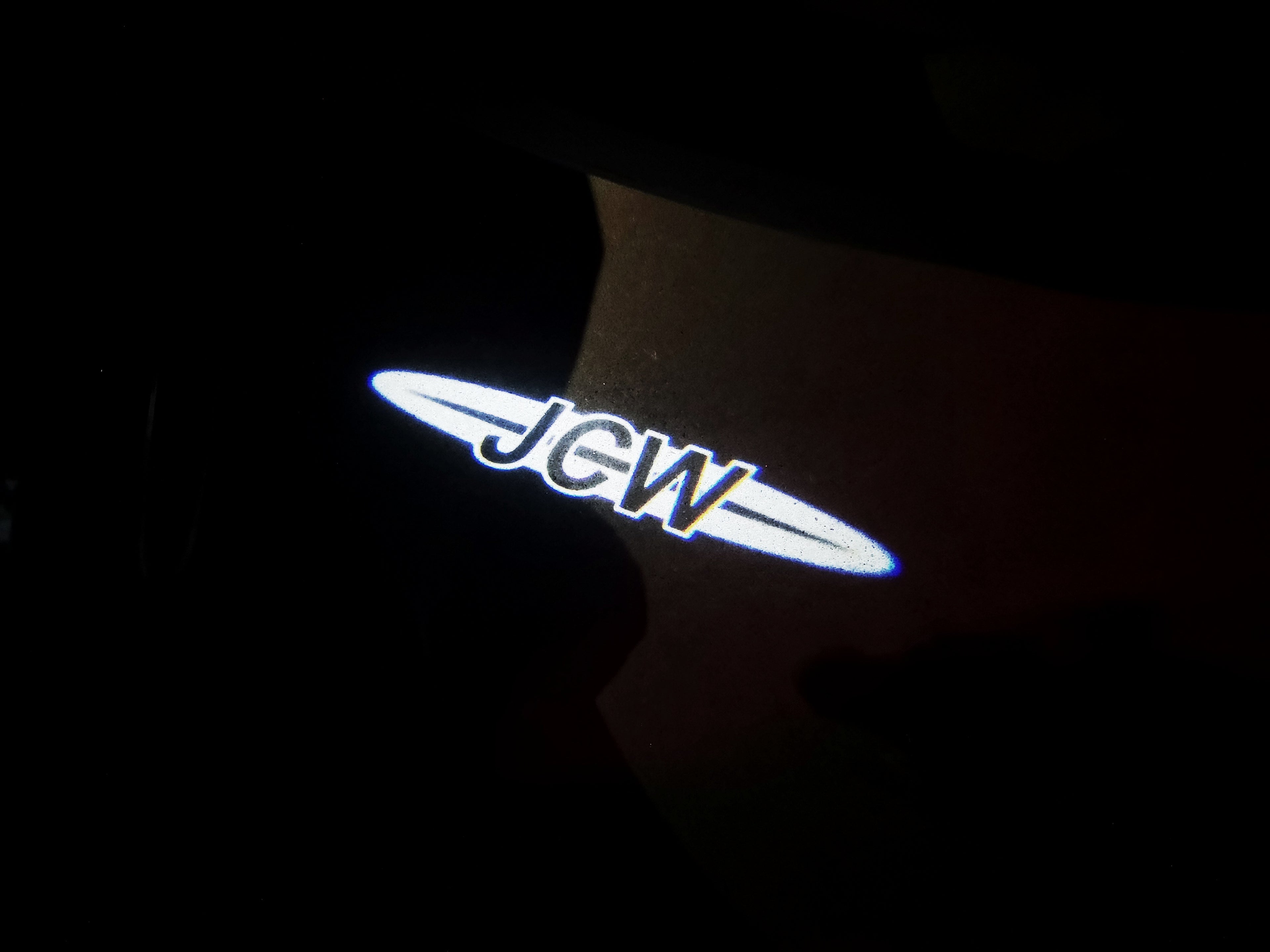 JOHN COOPER ARBEITET LOGO PROJECROTR LICHTER Nr.114 (Menge 1 = 2 Logo Film / 2 Türlichter)