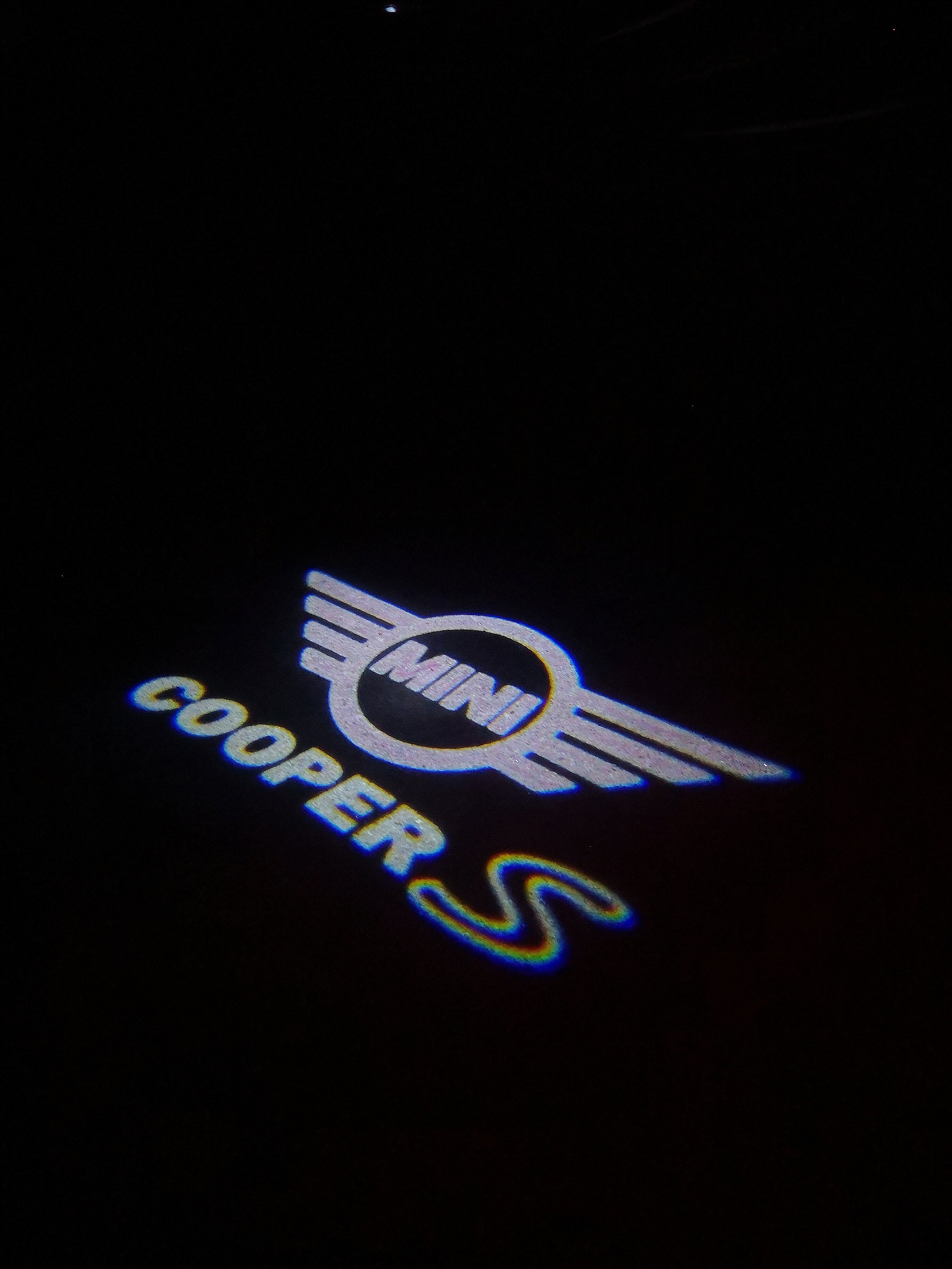 LUCI PROIETTORI LOGO MINI COOPER S Nr.144 (quantità 1 = 2 Logo Film / 2 luci porta)
