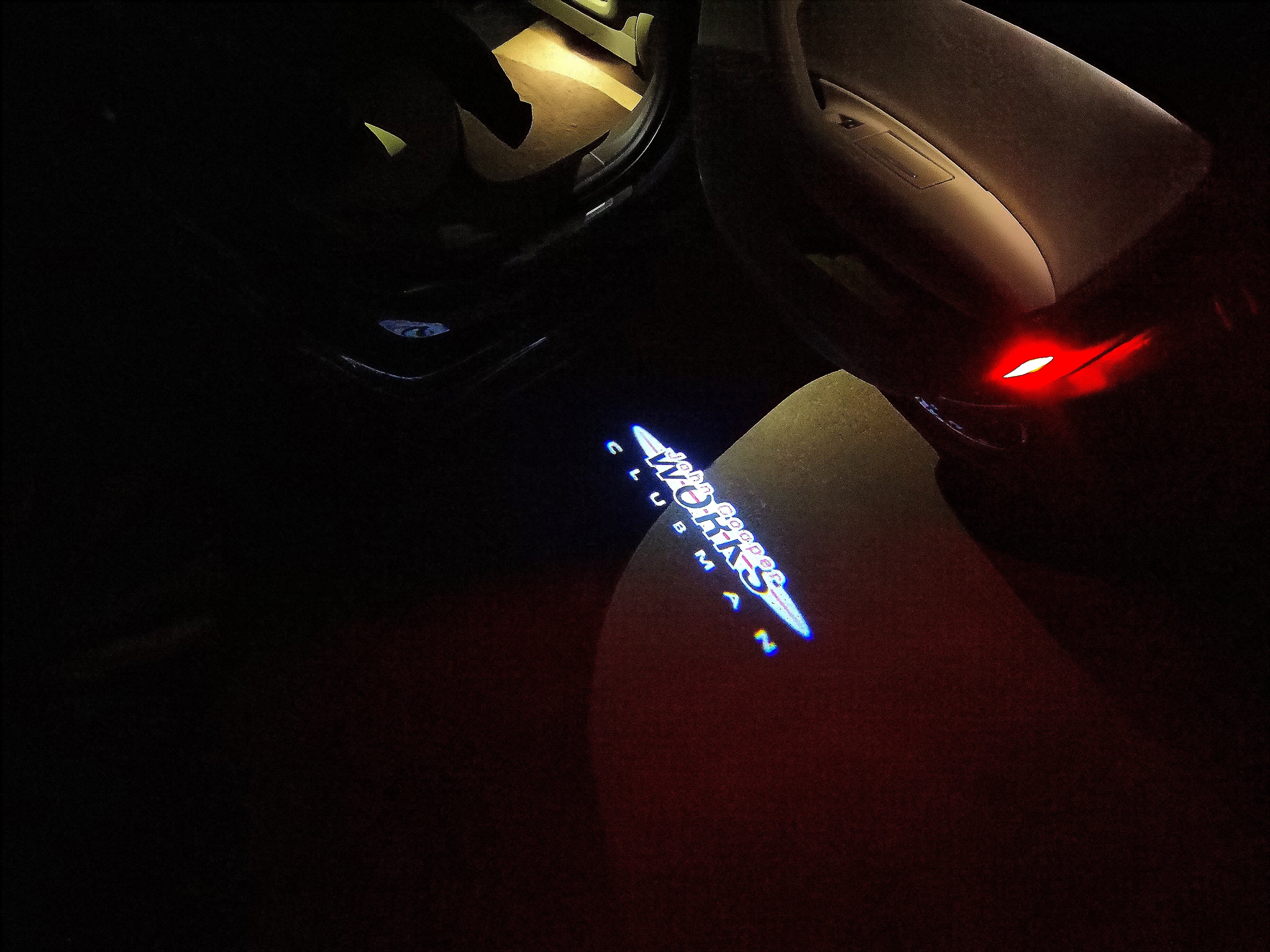 MINI LOGO PROJECROTR LIGHTS Nr.77 (Menge 1 = 2 Logo Film / 2 Türleuchten)