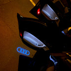 LUCI PROIETTORI LOGO AUDI Nr.08 (quantità 1 = 2 Pellicole Logo / 2 luci porta)