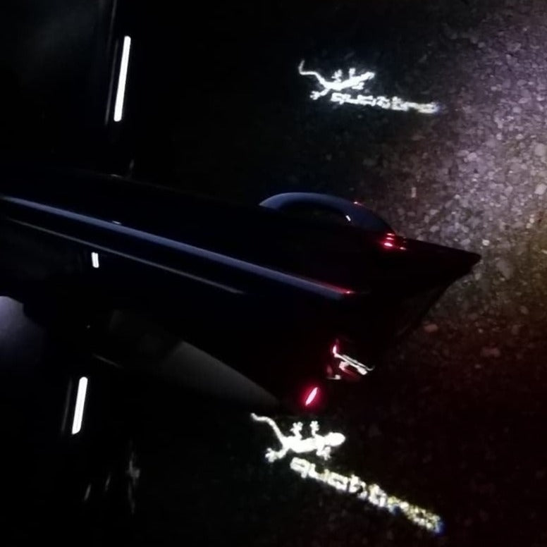 AUDI QUATTRO GECKO LOGO PROJECTOT LIGHTS Nr.62 (quantité 1 = 2 Logo Films /2 feux de porte)