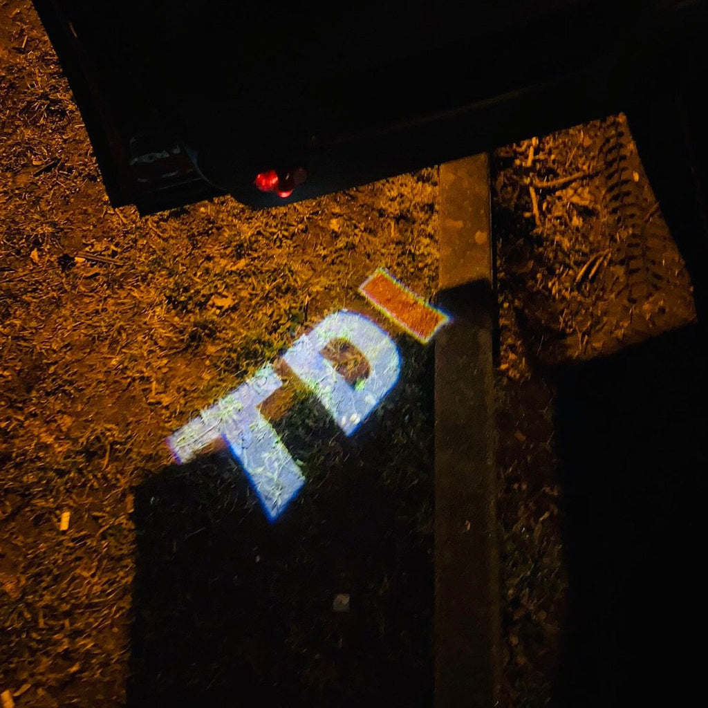 Volkswagen Türleuchten TDI Logo Nr. 56 (Menge 1 = 2 Logofilme /2 von Leuchten)