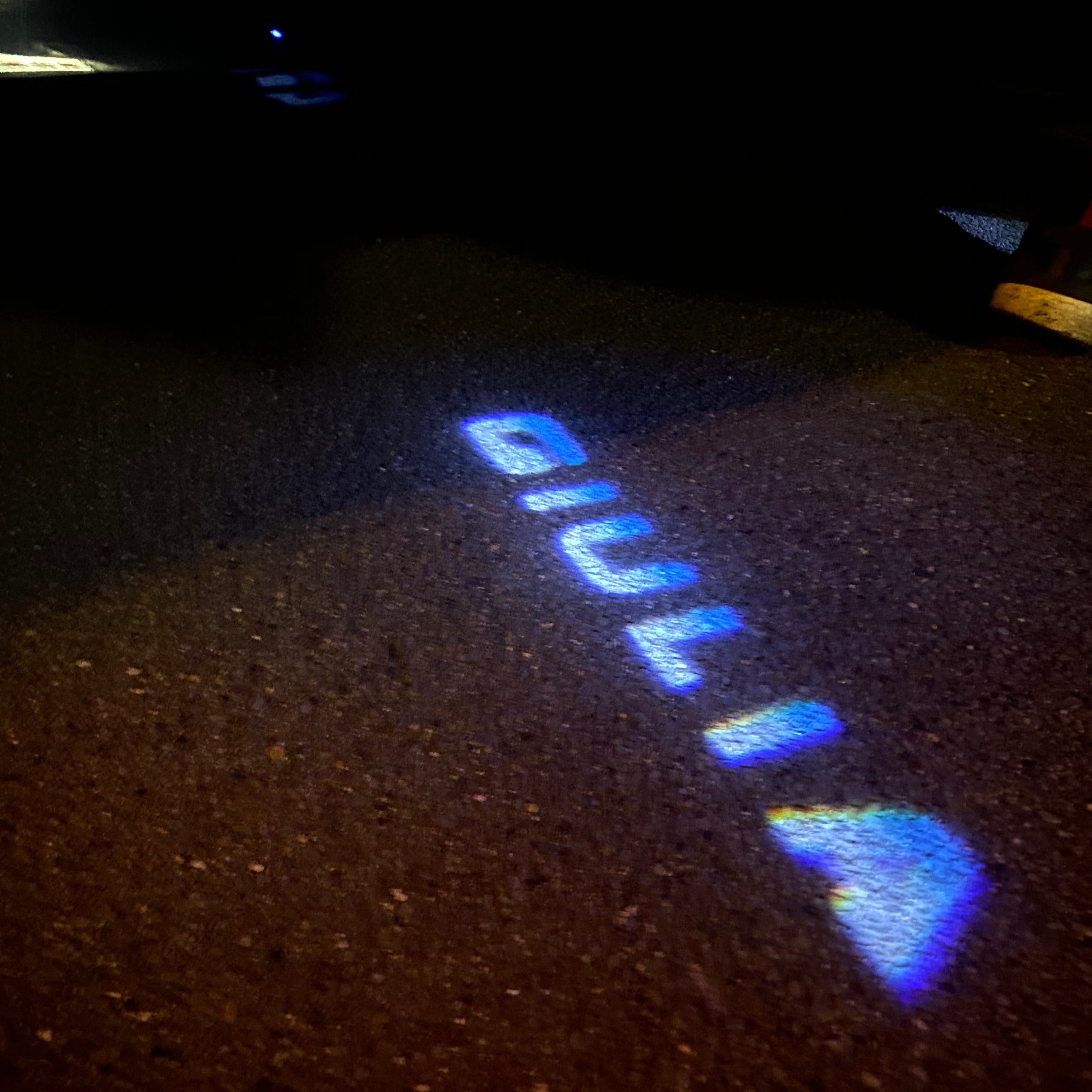 Alfa Romeo GIULIA LOGO PROJECTOT LIGHTS Nr.49 (quantity  1 =  2 Logo Film /  2 door lights)
