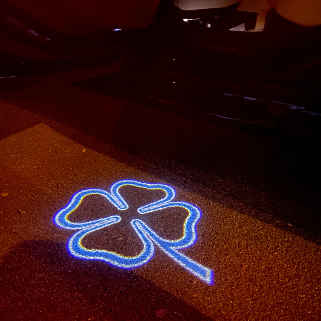 Alfa Romeo Quadrifoglio Verde LOGO PROJECTOT LIGHTS Nr.34 (الكمية 1 = 2 شعار الفيلم / 2 أضواء الباب)