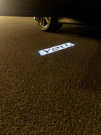 SKODA YETI LOGO LUCI Nr.113 (quantità 1 = 2 Logo Film / 2 luci porta)