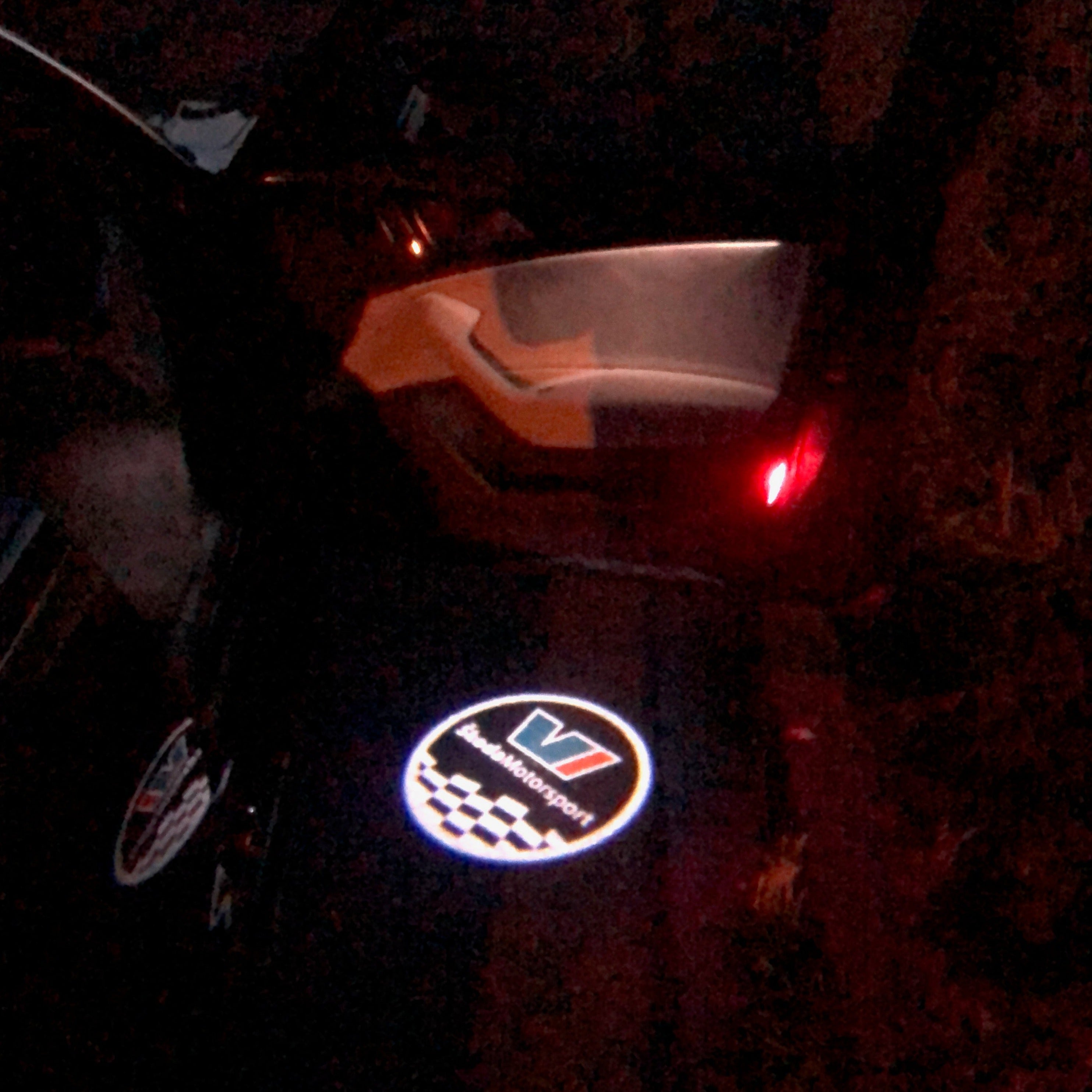SKODA LOGO PROJECTOT LIGHTS Nr.73 (cantidad 1 = 2 logo película / 2 luces de puerta)