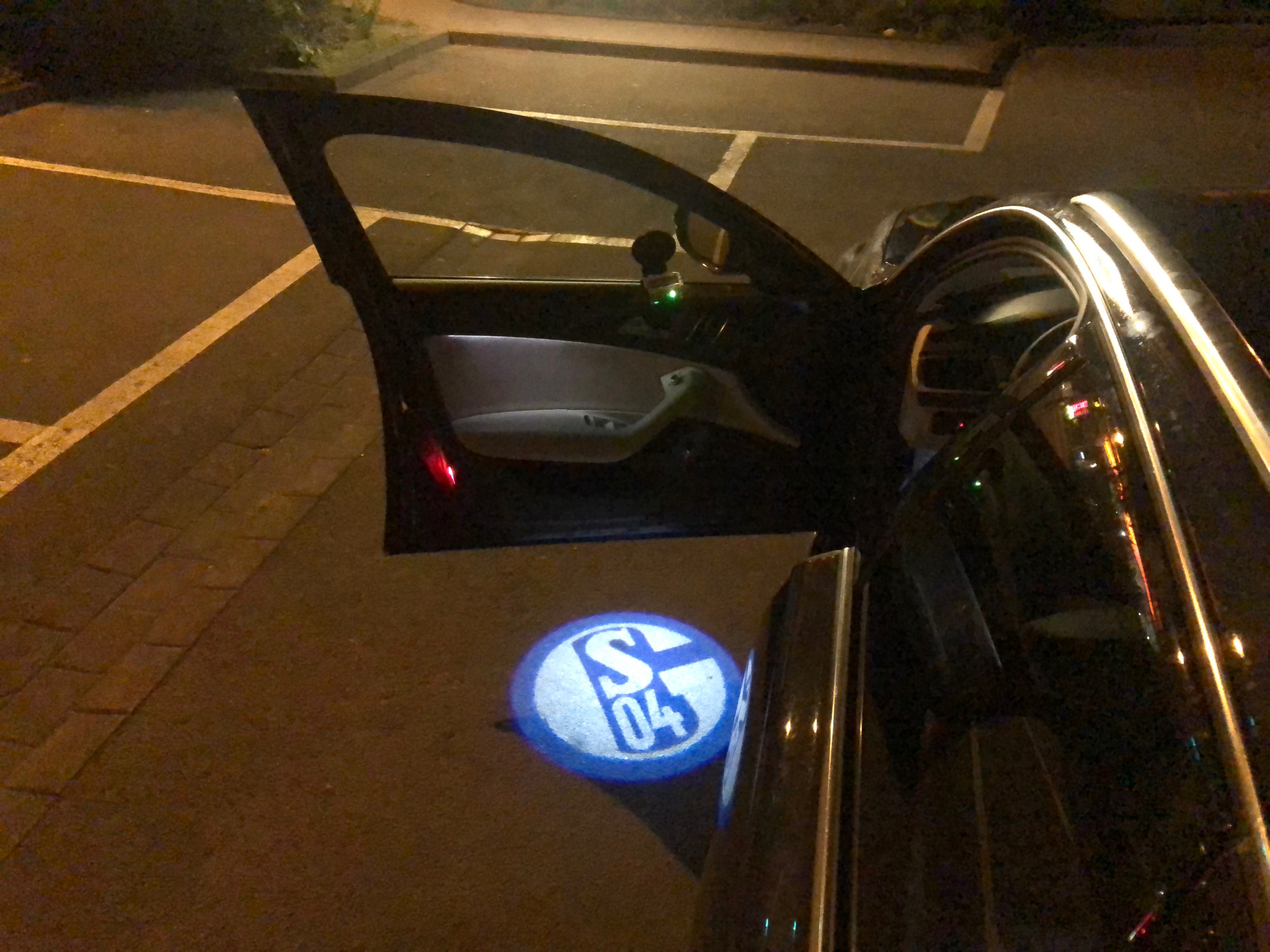 SCHALKE 04 CUB Logo Nr.230 (الكمية 1 = 2 Logo Films /2 Los lights)