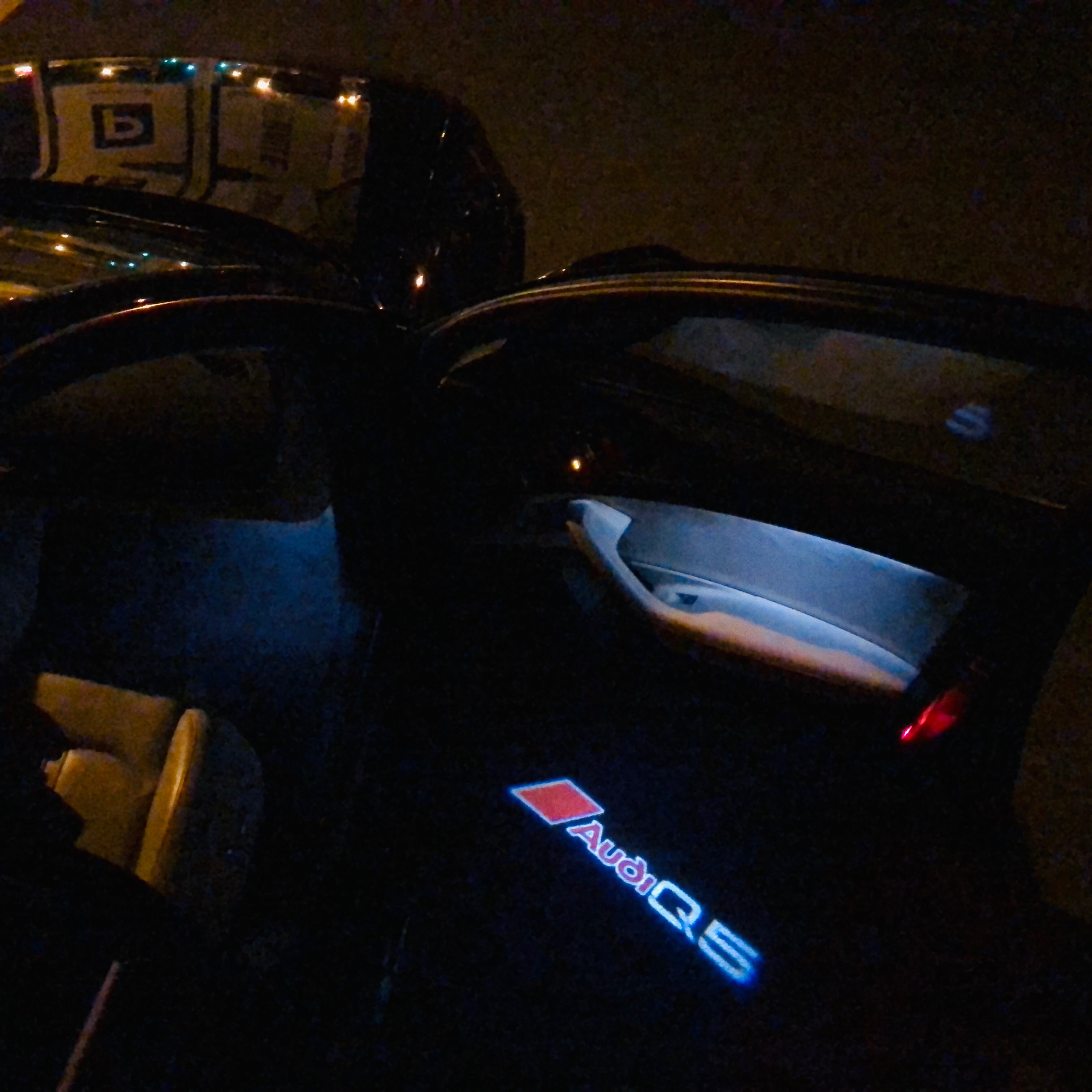 PROJECTEUR AUDI LOGO LIGHTS Nr.81 (quantité 1 = 2 films de logo / 2 lumières de porte)