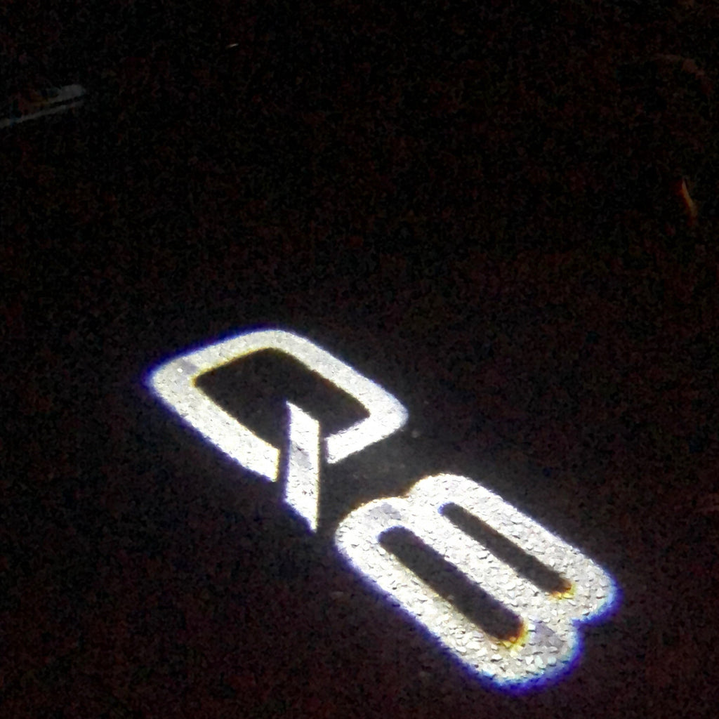 AUDI LOGO PROJECTOT LIGHTS Nr.102 (Menge 1 = 2 Logofolien /2 Türleuchten)