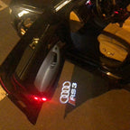 AUDI LOGO PROJECTOT LIGHTS Nr.128 (Quantität 1 = 2 Logofilme / 2 Türleuchten)
