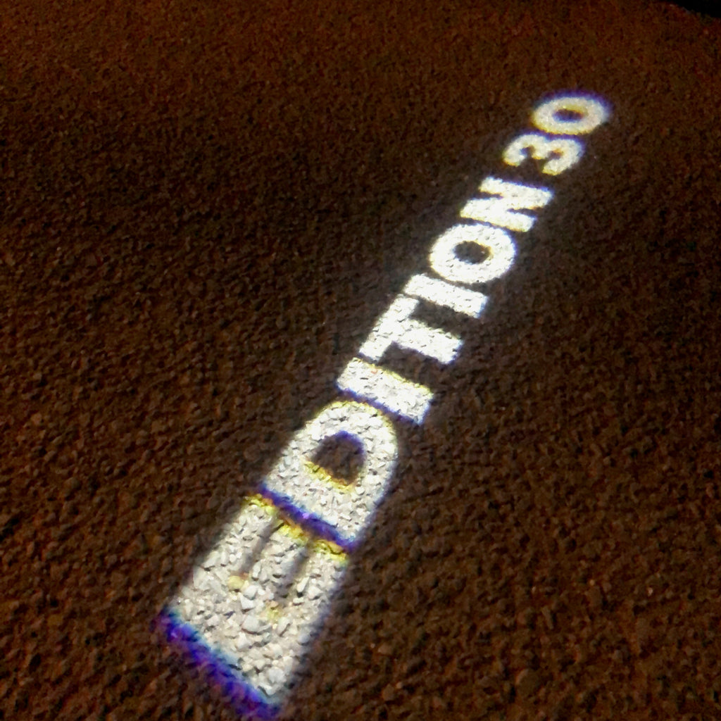 Volkswagen Door lights EDITION 30 Logo Nr. 66 (cantidad 1 = 2 logo films /2 luces de puerta)