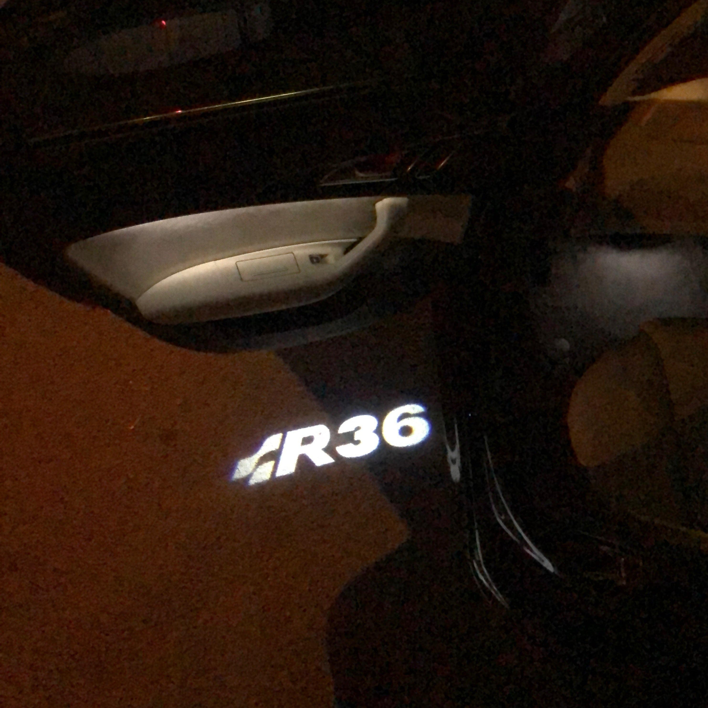 Volkswagen luces de puerta R36 Logo Nr.23 (cantidad 1 = 2 películas con logo / 2 luces de puerta）