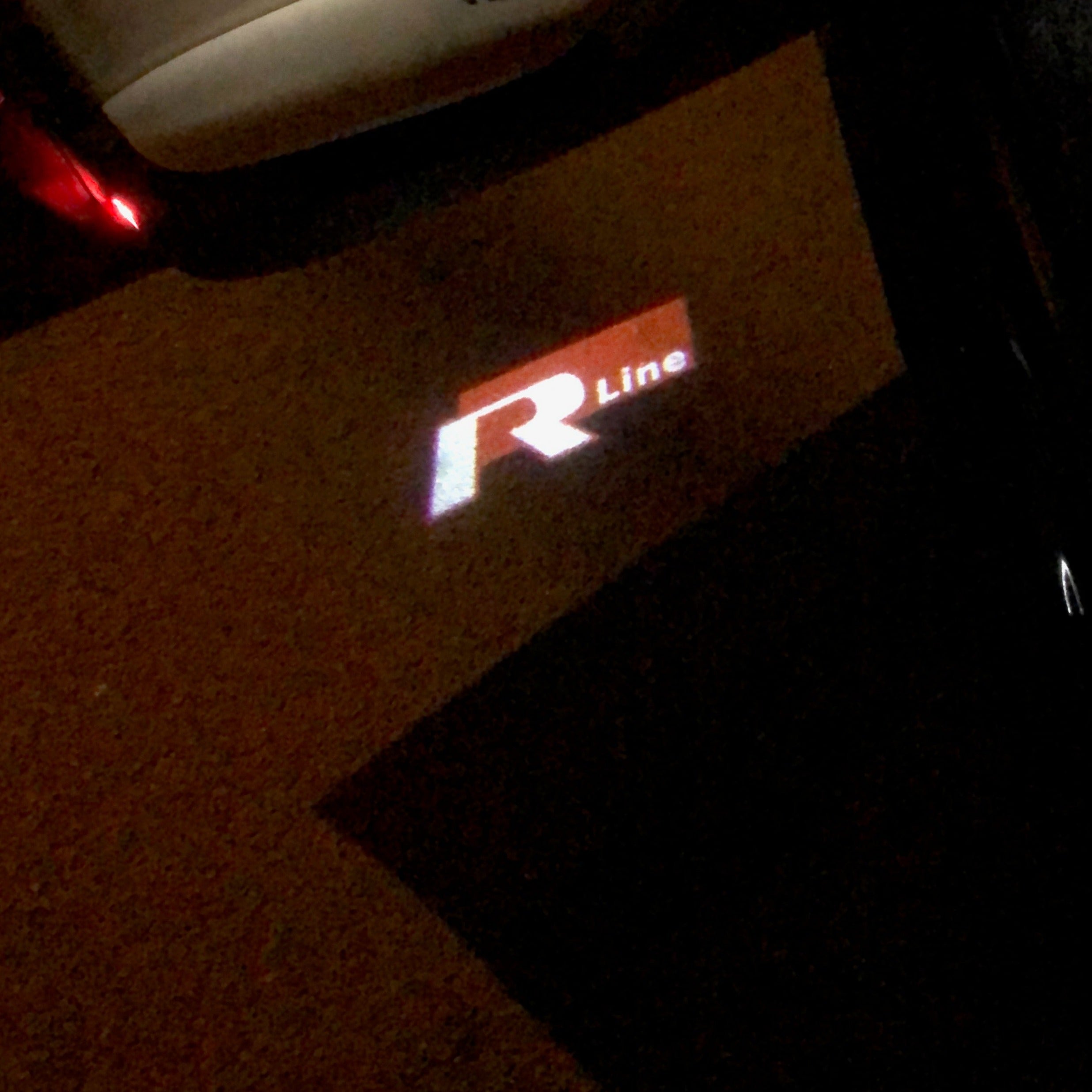Volkswagen Door luces R LINE Logo Nr. 50 (cantidad 1 = 2 Logo Films /2 luces de puerta)